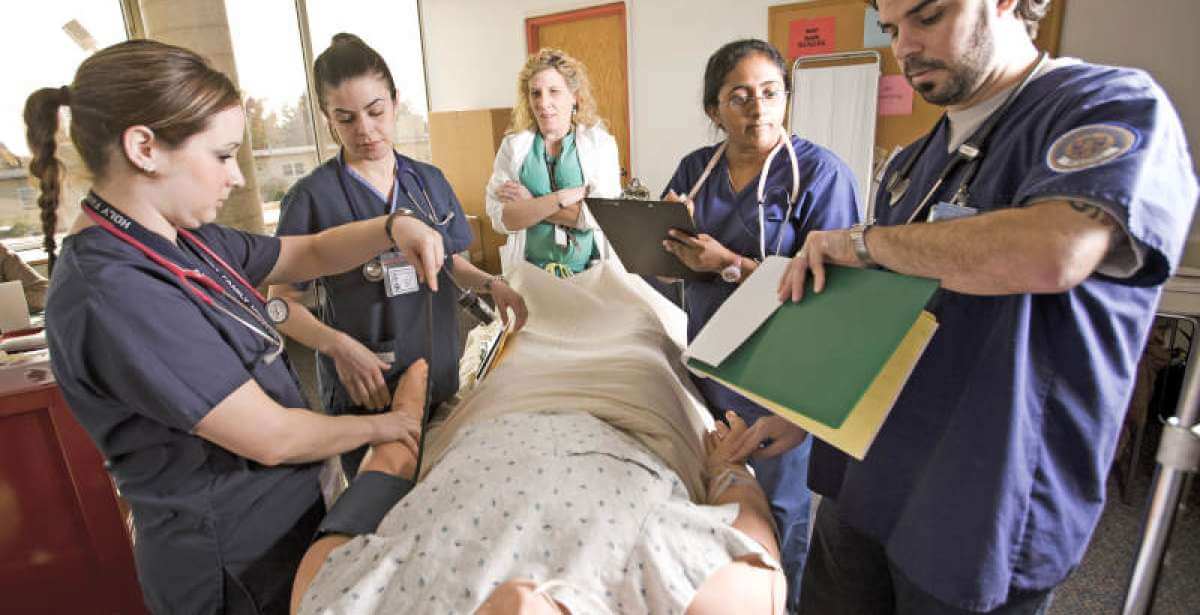 HFU ABSN students performing exercises during the on-campus residency